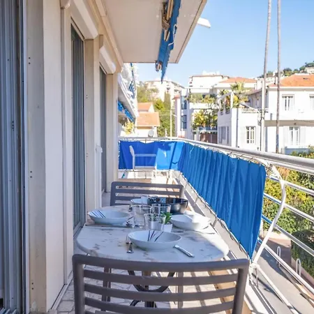 Διαμέρισμα 2br 100m From Beaches Terrace & Parking *